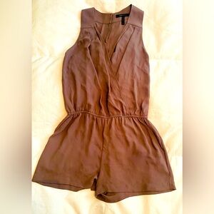 BCBG Maxazria XXS romper shorty button back with pockets